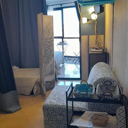 Apartamento Ocean Escape Abrigos Front Sea Fast Wifi Near Airport Los Abrigos